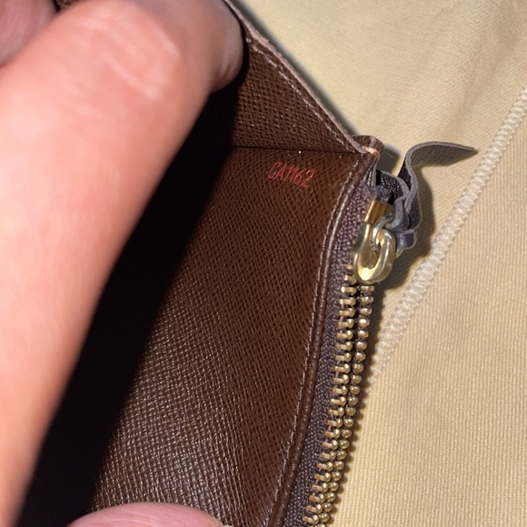 Louis Vuitton Sarah wallet - Picture 11 of 11